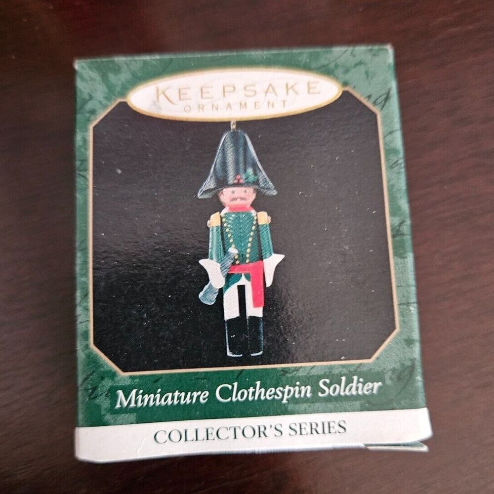 Hallmark Keepsake Miniature Clothespin Soldier Christmas Ornament 5th in Series